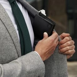 Lucleon Mon portefeuille noir California -Portefeuilles Soldes 10553 square scaled