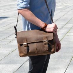 Delton Bags Sac messager en cuir marron rétro
