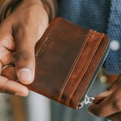 Lucleon Porte-monnaie Montreal zippé en cuir marron anti RFID 10 Lucleon Porte-monnaie Montreal zippé en cuir marron anti RFID -Portefeuilles Soldes 14035 pouch