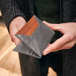 Lucleon Porte-cartes en cuir gris et brun havane anti-RFID Loren 7 Lucleon Porte-cartes en cuir gris et brun havane anti-RFID Loren -Portefeuilles Soldes 18756 scaled