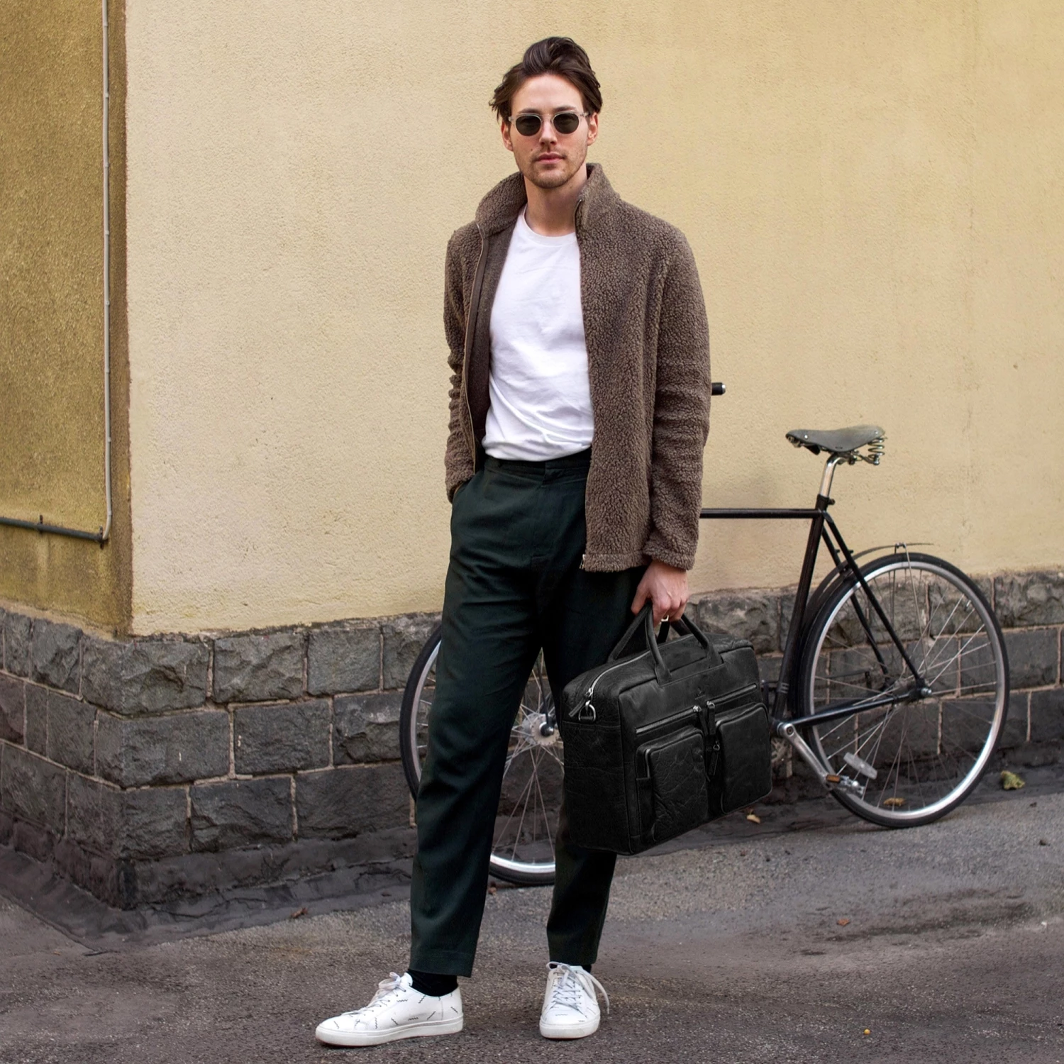 Lucleon Sac de voyage Montréal Combi en cuir noir 4 Lucleon Sac de voyage Montréal Combi en cuir noir – Image 4