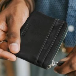 Lucleon Porte-monnaie Montréal en cuir noir zippé RFID -Portefeuilles Soldes montreal zipped black rfid leather pouch