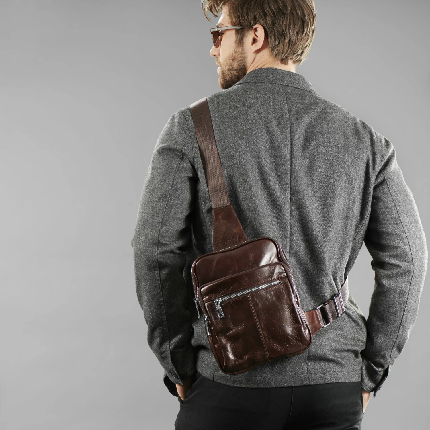 Delton Bags Sac à bandoulière marron foncé Manitoch 4 Delton Bags Sac à bandoulière marron foncé Manitoch – Image 4