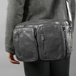 Delton Bags Sac en cuir noir Delton 3 en 1 10 Delton Bags Sac en cuir noir Delton 3 en 1 -Portefeuilles Soldes rst megashoot bags 8299 2bl scaled