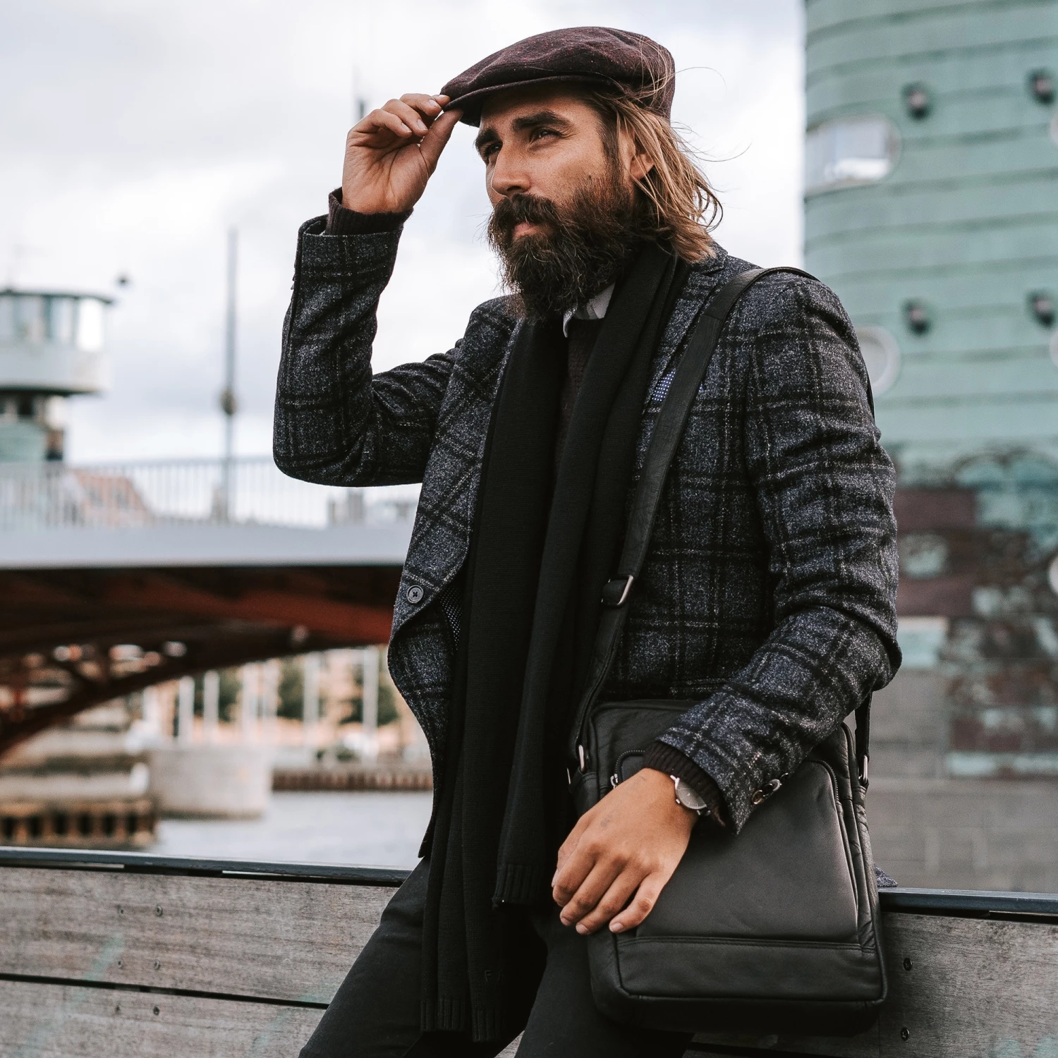 Lucleon Portefeuille en cuir noir ergonomique 4 Lucleon Portefeuille en cuir noir ergonomique – Image 4